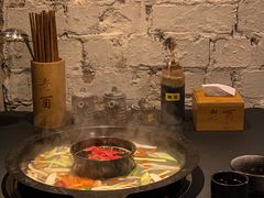 -老酉火锅(阳明古镇店)