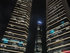 -陆家嘴空中步行连廊