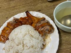 -煲煲香快餐(南京路店)
