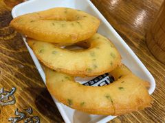 葱油饼-黑白电视长沙小吃(悦汇城店)