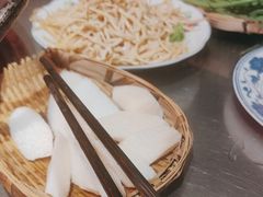 -朱光玉火锅馆(小寨原力场店)