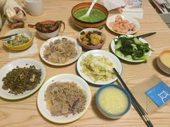 -鲸育宝宝月嫂(徐汇店)