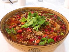 -乡土特色.冷锅鱼.牦牛肉汤锅