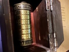 -逃脱反斗城沉浸剧情密室(北京路店)