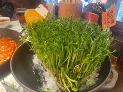 -热火朝天鲜切牛肉火锅(南强街巷店)