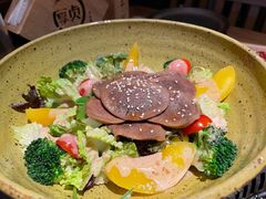 炙烤牛舌沙拉-厚贞日式烤肉(龙之梦店)