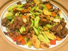-魏铭鱼头捞饭(晋阳路店)