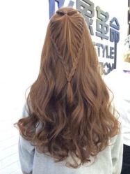 iphone_upload_pic-形象革命造型·护肤Hair Studio