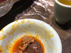 -红九格老火锅(三峡广场店)