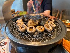 -草家酱蟹炭火烤肉店(珲春南路一店)
