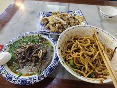 肉丁小碗干炸炸酱面-海碗居(牡丹园店)