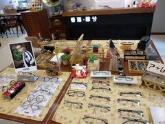 -肆兮眼镜·蔡司·徕卡战略合作店(大坪店)
