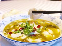 招牌酸菜鱼-和记小菜(大宁店)