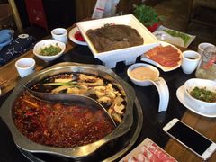 -纸盐河码头火锅(十八梯店)
