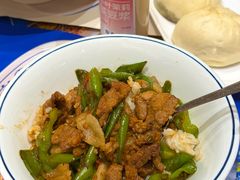 -李与白包子铺(桐梓林店)