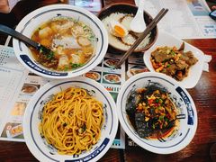 卤粉-黑白电视长沙小吃(美林M·LIVE天地东座店)