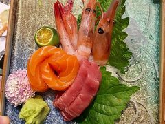 -铭牛烧肉·和牛海鲜自助(高新月牙湖店)