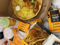 -乐凯撒披萨(汇港购物中心店)