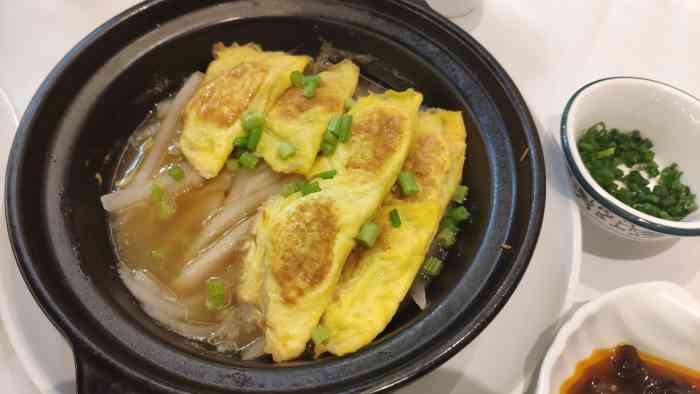 齐富客家王-"价格合理,味道过得去,但是人多,服务太混.