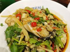 -蚝美人·生蚝海鲜烧烤(茶花园店)