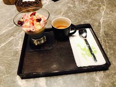 蔓香果莓阿法奇朵-星巴克臻选(南京艾尚天地店)