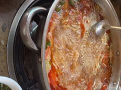 -黄利砖万峰林布依特色酸笋牛肉馆