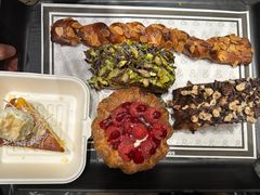 -BUTTERFUL&CREAMOROUS 黄油与面包(三里屯太古里店)