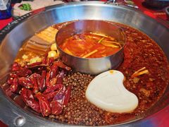 番茄鸳鸯锅-谭鸭血老火锅(图书馆店)