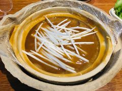 沙锅鱼翅-新加坡泰国村酒楼(五角场店)