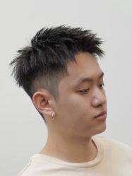 -东方先生国潮男士理发馆