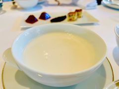 杏仁蛋白茶-宝丽轩中餐厅BAOLIXUAN