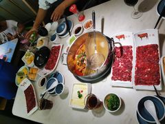 -左庭右院鲜牛肉火锅(浦江欢乐颂店)