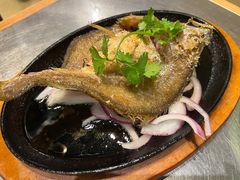 -潮界(LU·ONE凯德晶萃广场店)