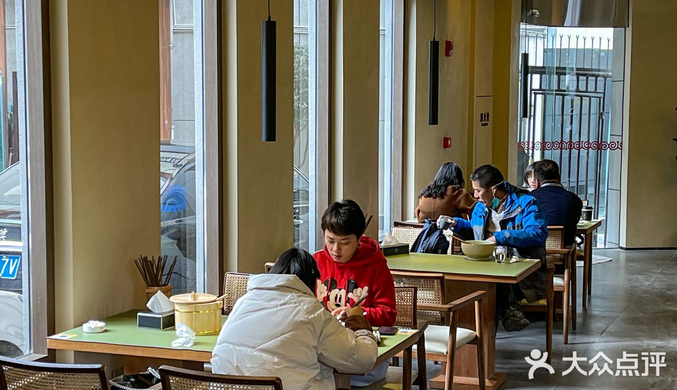 为了他们家的菜去吃的，结果被他们家的米粉儿圈粉了[色][色]