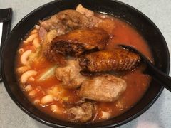 番茄浓汤鸡翅猪扒通粉-华嫂冰室(尖沙咀店)
