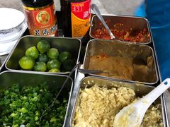 -四川小胡子海鲜(丁村万人海鲜广场店)