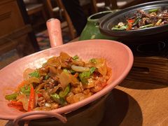 -云海肴·汽锅鸡·云南菜(天山百盛优客店)