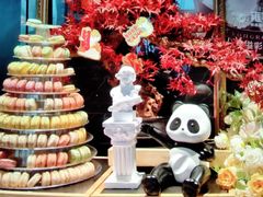 -雍容荟帝王蟹活龙虾展台自助(IFS黑金店)