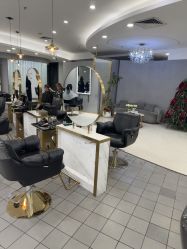 -八佰伴8008星级形象店