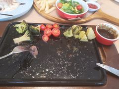 -必胜客(阿诗玛店)