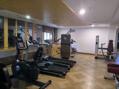 -绿岛汤泉韩式休闲会所