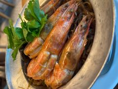 -Chom Cafe and Restaurant