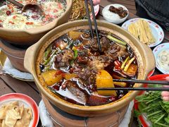 -郭婆婆疯子鸡·土货江湖菜馆