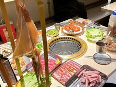 -蚂蚁洞·烤肉大营地(上海静安大悦城店)