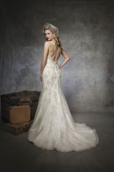 点击看大图 -Color卡诺婚纱礼服馆(南京严选店)