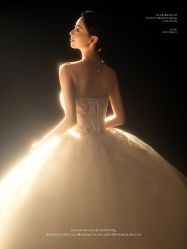 -雪中彩影婚纱摄影·微光艺术中心