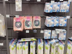 -家乐福(四元桥购物中心店)