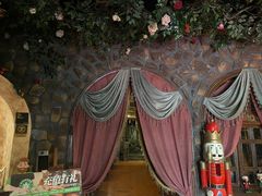 -凯撒城堡西餐厅(颐和国际店)