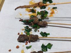 -街角等你.大连海鲜烧烤.经典铁板海鲜串(西安路店)