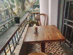 -古董花园(思南路42弄小区店)